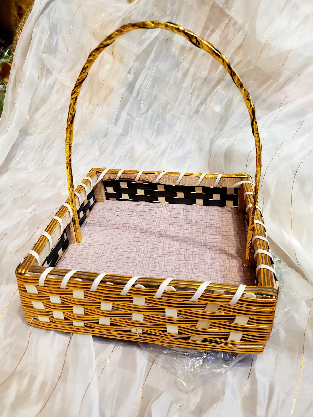 Small Golden & Silver Gift Basket Set - Empty Basket with Net