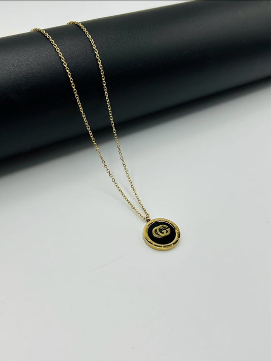 GUCCI Pendant (Black)