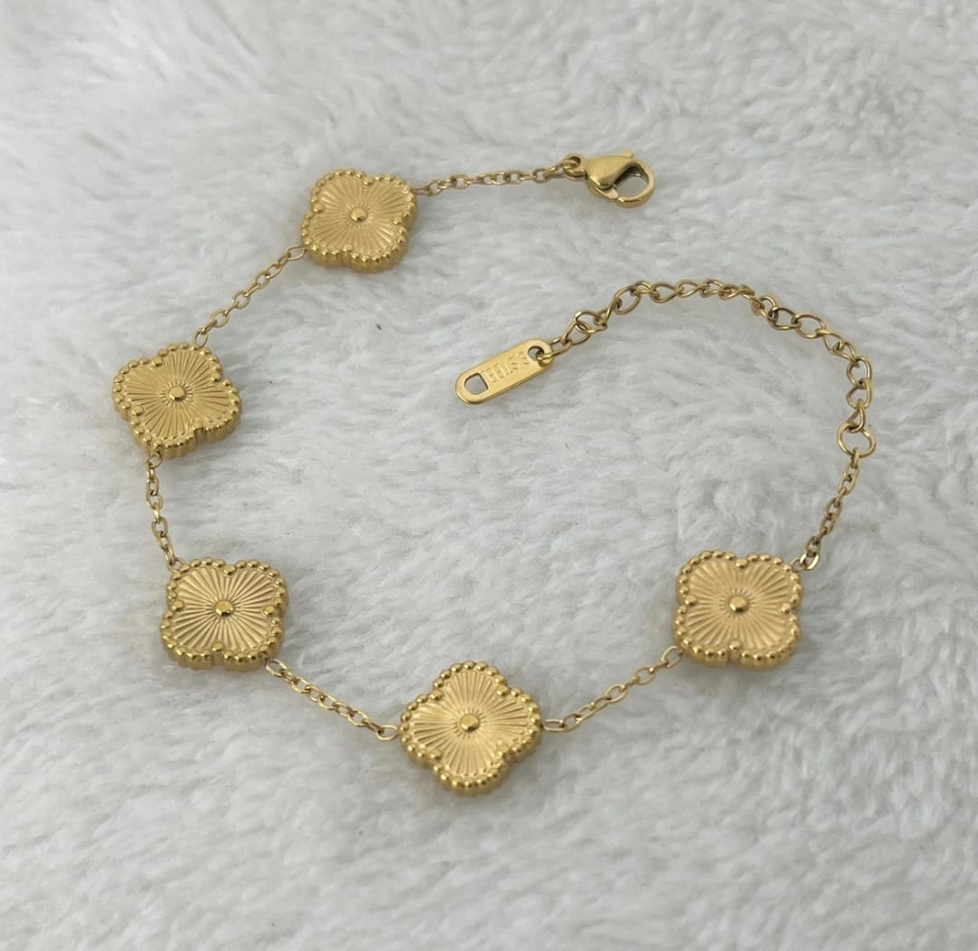 Vancleef Gold Bracelet